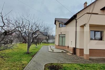 Casă cu 5 camere cu Teren 1200 Mp în Centura - 1