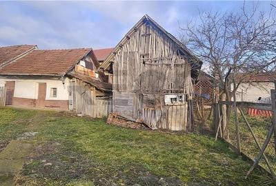 Teren de 2117 mp, în Cetariu - 7