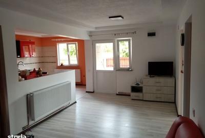 Casă cu 3 camere cu Teren 60 Mp în Recea