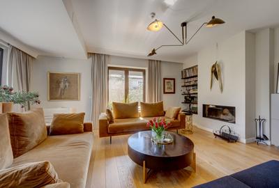 Duplex cu 7 camere cu Canalizare în Voluntari - 3