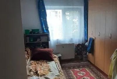 Apartament 4 camere liber la vanzare zona Spital Judetean - 3