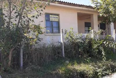 Casă cu 6 camere în Vârteșcoiu - 1