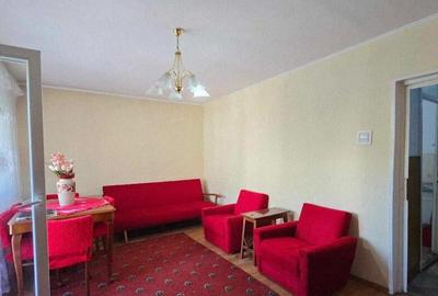 Apartament 3 camere de vanzare, tip PC, cartier Nufarului - 1