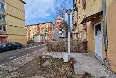 Resita CHIRIE sau VANZARE Spatiu Com.Parter,Zona Aglomerata - 2