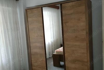 Apartament cu 2 camere decomandat în Calea București - 1