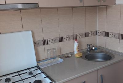 Metrou Favorit, garsoniera - 2