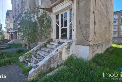 Spațiu comercial, de 26 mp, în Uric - 2