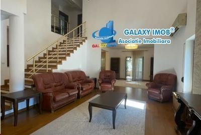 Casă cu 4 camere cu Canalizare în Central