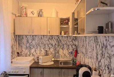 Garsonieră semidecomandată în Micro 15 - 7