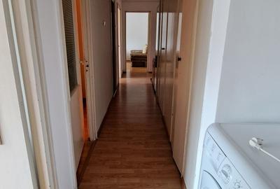 Apartament cu 3 camere decomandat în Astra - 4