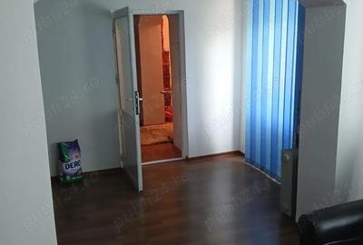 Casă cu 3 camere cu Teren 1756 Mp în Chilia Veche - 5