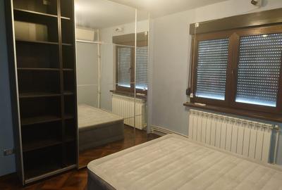 Ap. 3 camere, Centrala, PROPIETAR Megamall bd. Chisinau, stadionul National - 11