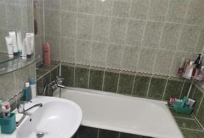 Apartament cu 2 camere decomandat în Banu Manta