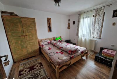 Casă cu 3 camere cu Teren 50 Mp în Central - 8