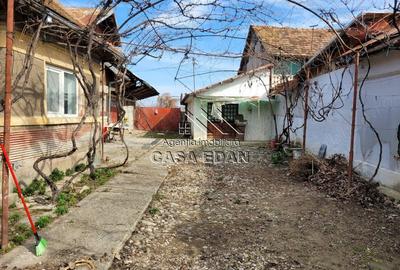 Casă cu 4 camere în Filipeștii de Târg - 11