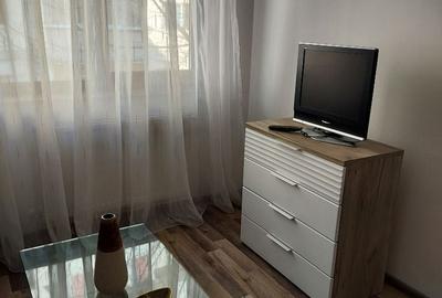 Apartament cu 2 camere decomandat în Universității - 7