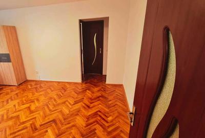 Apartament 2 camere,semidecomandat - zona Onix - 2