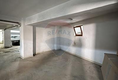 Apartament cu 3 camere decomandat, mobilat în Central - 23