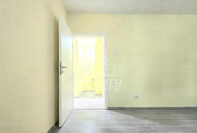 Apartament 2 camere, decomandat, zona Bastion - 2