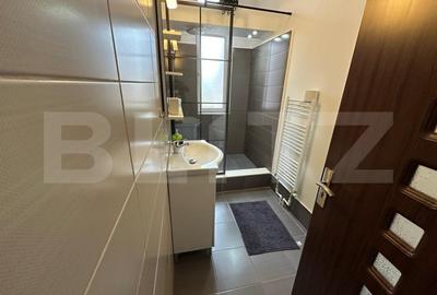 Apartament cu 2 camere 65 mp, zona UMF - 9