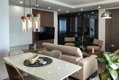Apartament cu 2 camere semidecomandat, mobilat în Vest