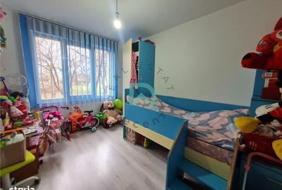 Apartament cu 3 camere decomandat în Craiter - 8
