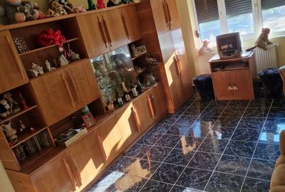 Apartament cu 3 camere ~ zona Unirii Sud / Viitorului ~ parter ~ COMISION 0 - 9