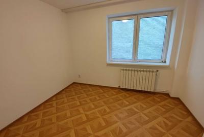Apartament cu 3 camere semidecomandat în Unirii - 4