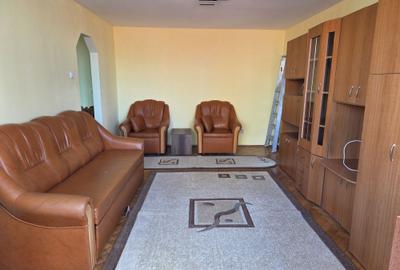 Apartament cu 2 camere semidecomandat în Exterior Vest