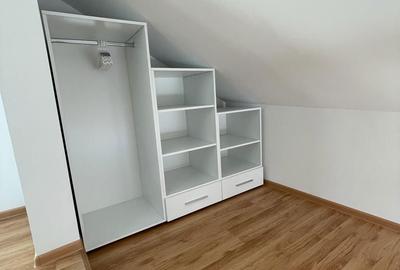 Apartament cu 4 camere decomandat în Astra - 17