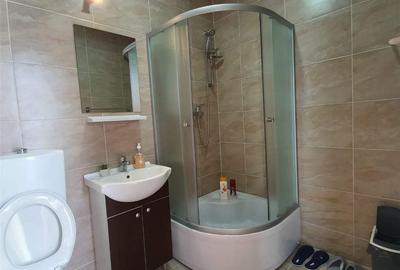 Spațiu comercial, de 200 mp, în Central - 1