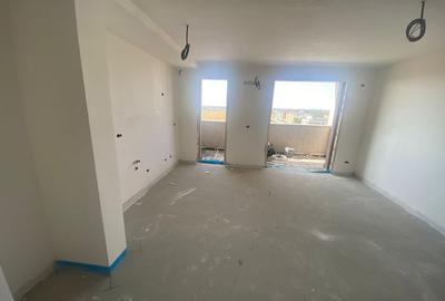 Nou. Etaj intermediar. Spatios - 2