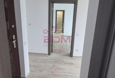 Apartament cu 3 camere semidecomandat în Micro 1 - 10