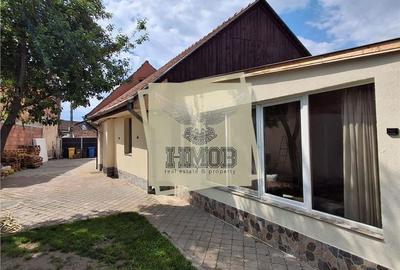 Casă cu 4 camere în Turnișor