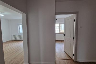 Apartament cu 3 camere decomandat în Nerva Traian - 12