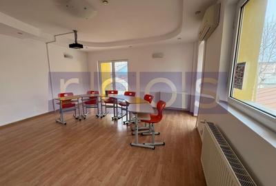 Casă individuală cu 8 camere cu Canalizare în Tineretului - 2