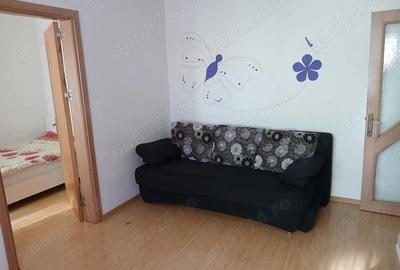 Apartament cu 2 camere semidecomandat în Vasile Aaron - 2