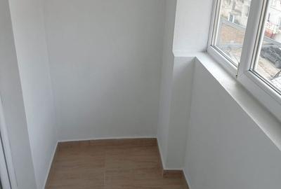 Apartament cu 2 camere semidecomandat în Tineretului - 3