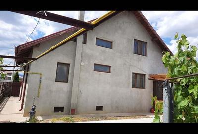 Casă cu 5 camere în Golești - 3