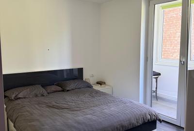 Apartament cu 2 camere semidecomandat în P-ța Unirii - 7