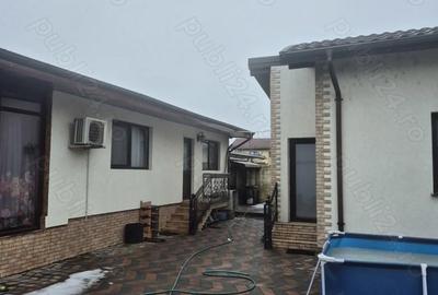Casă cu Teren 571 Mp în Central - 8