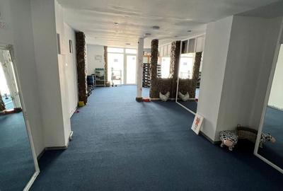 Casă cu 3 camere în Central - 1