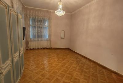 Casă individuală cu 12 camere cu Canalizare în Bălcescu - 3
