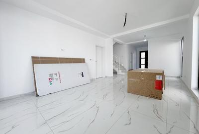 Duplex despartit prin camera tehnica, 136mp utili, 5 camere -Giroc - 5