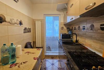 Apartament cu 3 camere decomandat, mobilat în Central - 6
