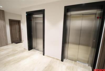 Bloc nou - prima - langa Universitatea Bacovia- 2 camere - - 5