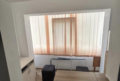 Apartament cu 3 camere decomandat în Nord - 2