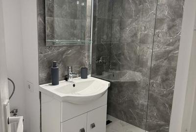 Garsonieră semidecomandată în Rovine - 2