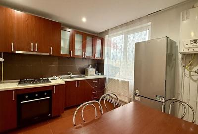Apartament cu 3 camere de inchiriat str. George Cosbuc - 3