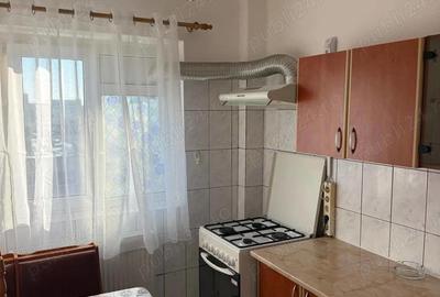 Apartament cu 3 camere semidecomandat în Berceni - 7